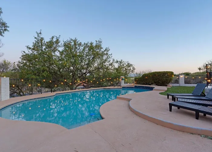 Designer Luxury Wpool Hot Tub Foothills Holiday home Tucson